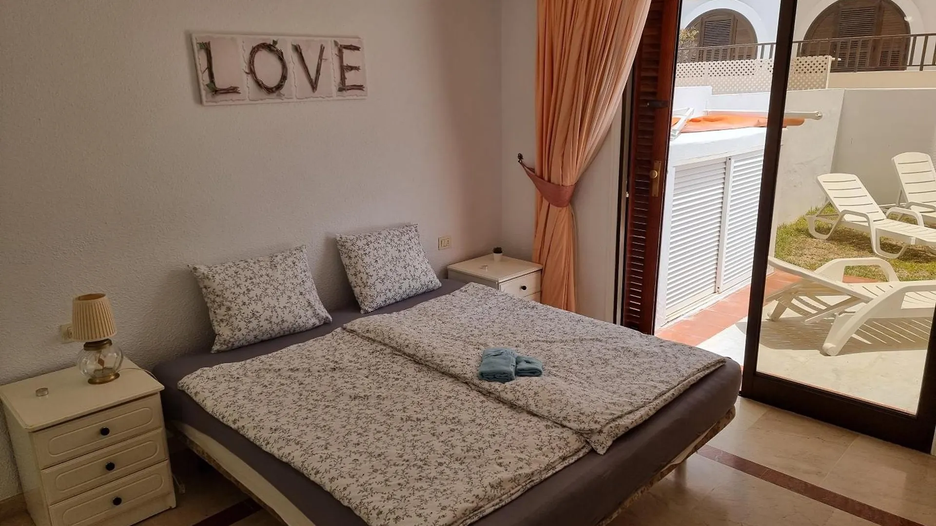 Appartement In Playa De Las Americas Mit Terrasse